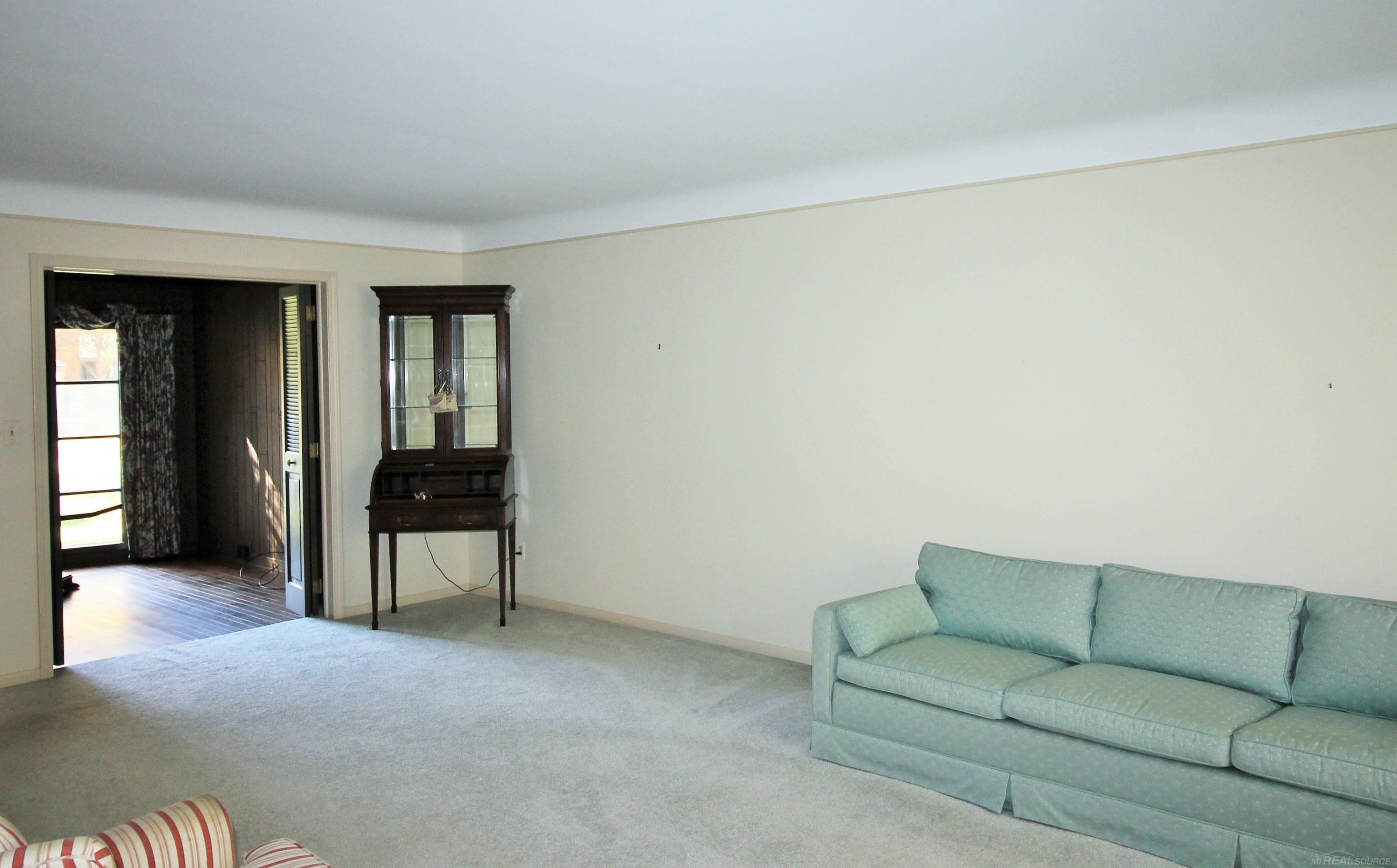 1341 Devonshire Road Grosse Pointe Park, MI 48230 - Photo 5 of 68