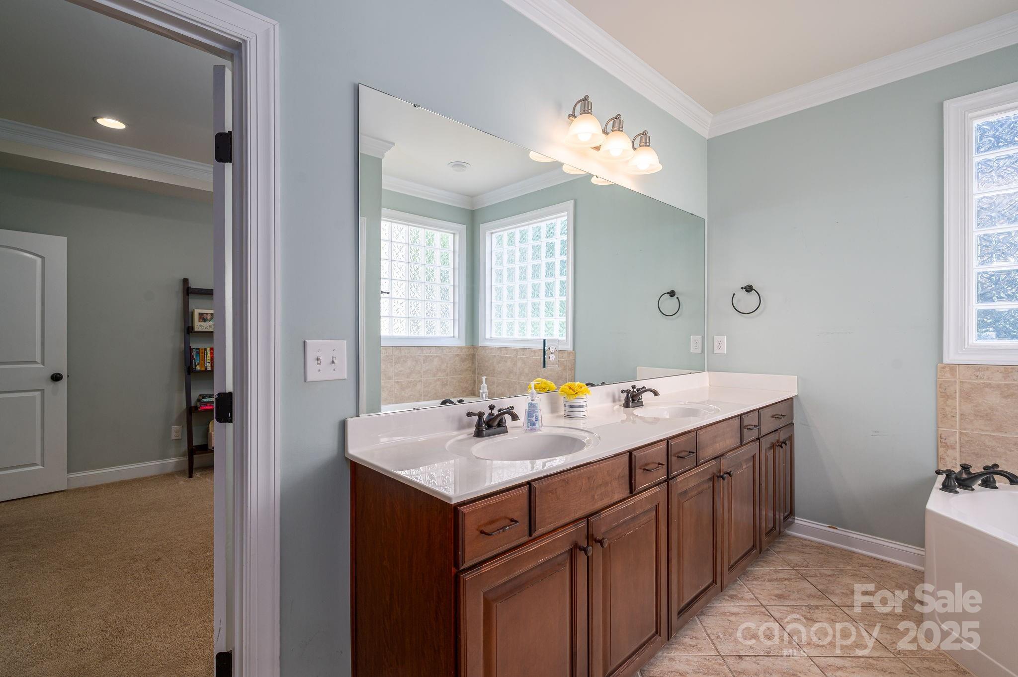 4305 Bright Road Charlotte, NC 28214 - Photo 24 of 47 Gallery Image 24