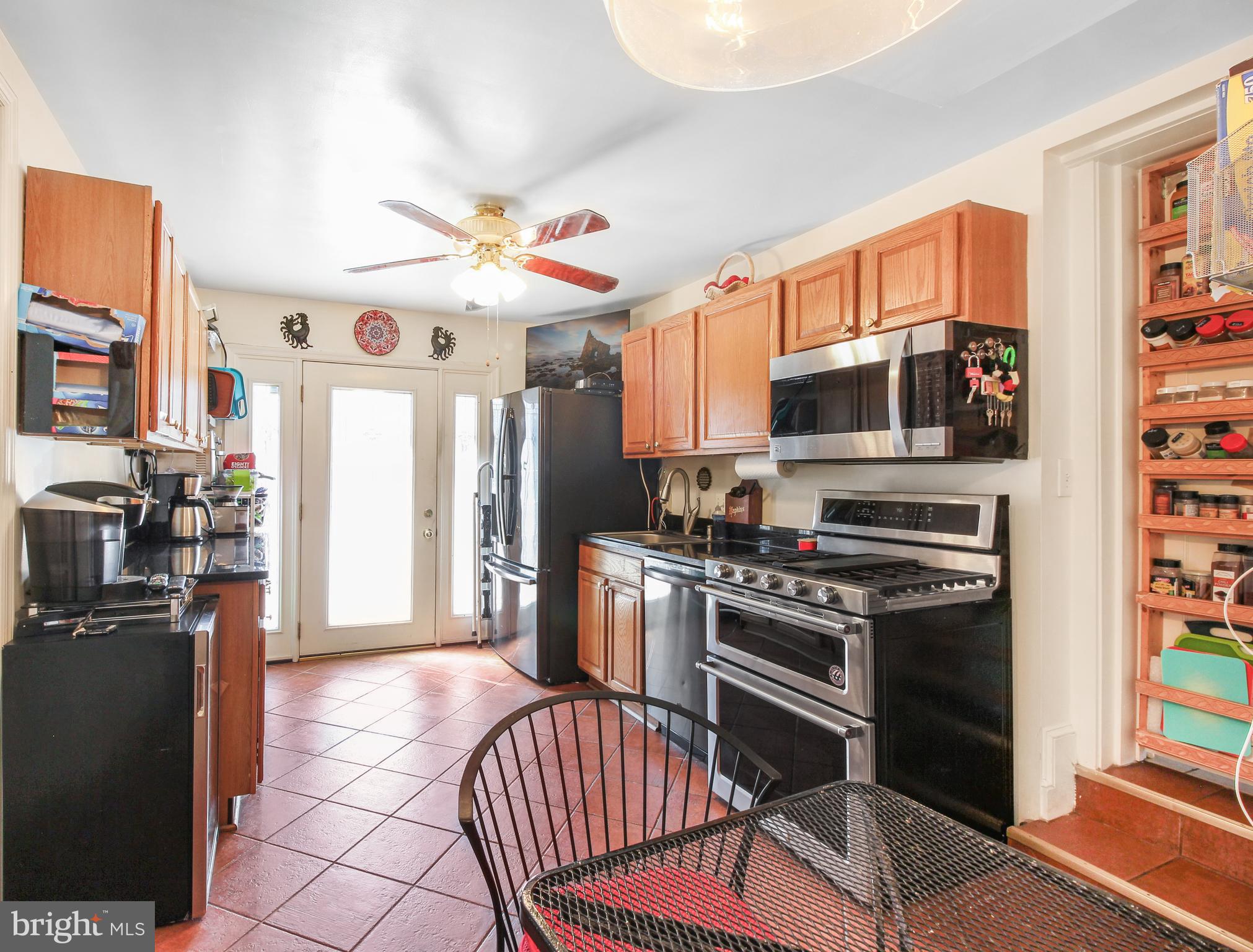 9509 Wire Avenue Silver Spring, MD 20901 - Photo 8 of 33
