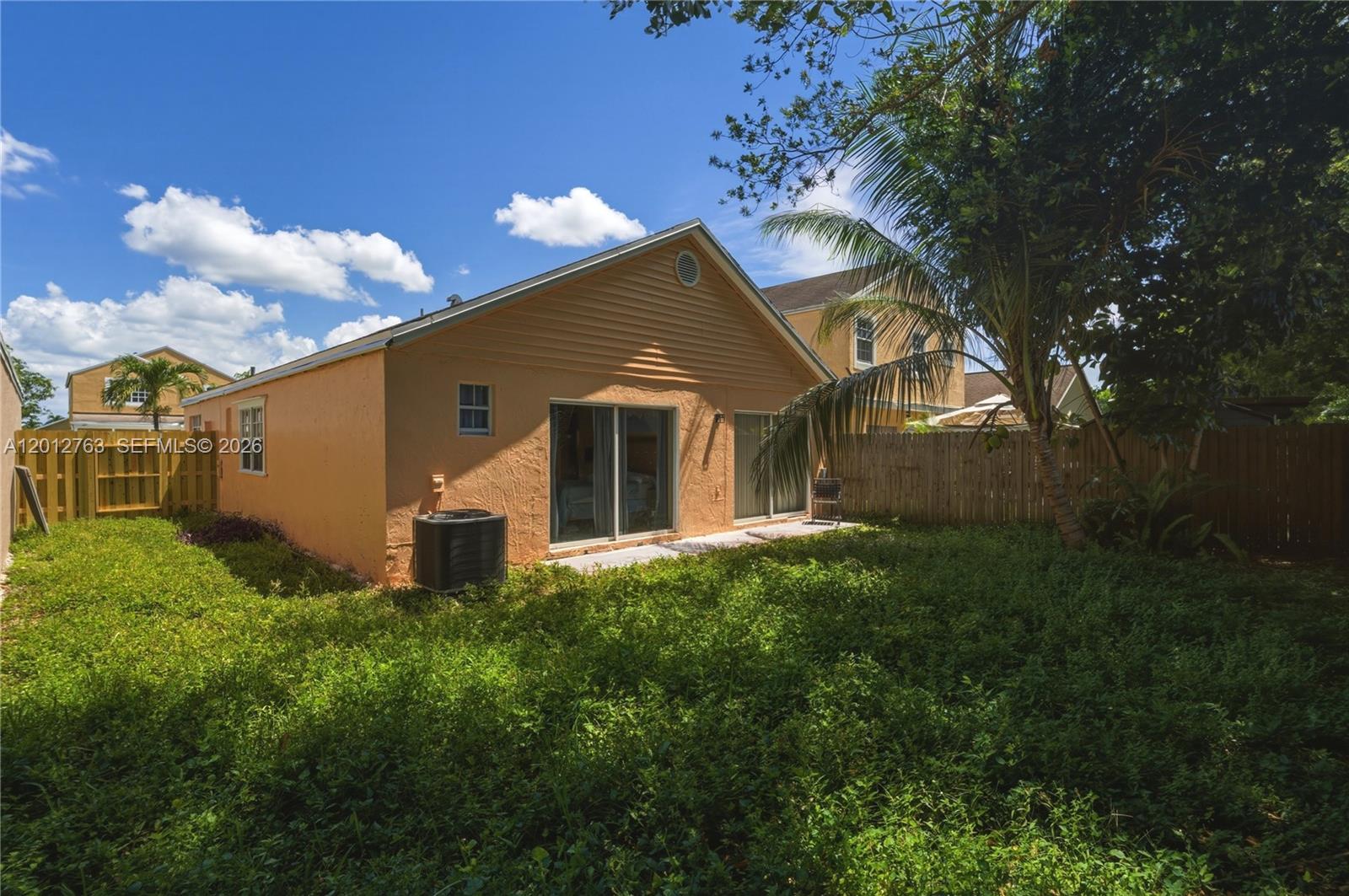 9992 Periwinkle Street Miramar, FL 33025 - Photo 3 of 23