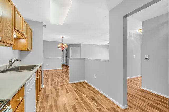 $165,000 | 231 Legends Creek Way, Unit 102, Indianapolis, IN 46229