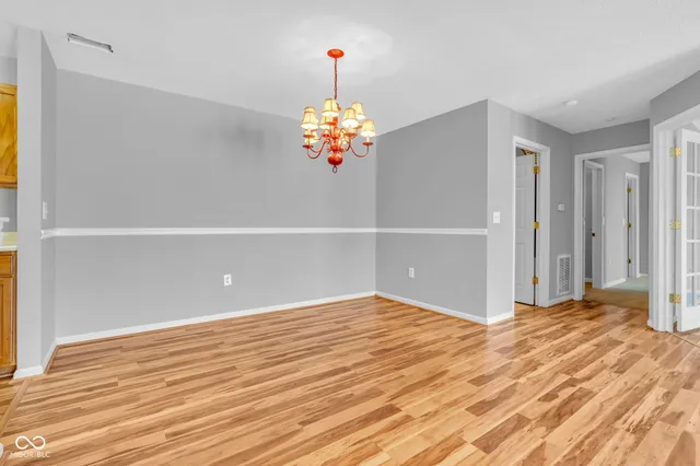 $165,000 | 231 Legends Creek Way, Unit 102, Indianapolis, IN 46229