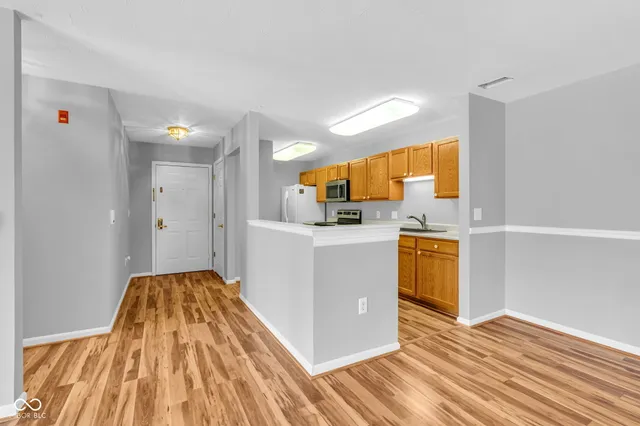 $165,000 | 231 Legends Creek Way, Unit 102, Indianapolis, IN 46229