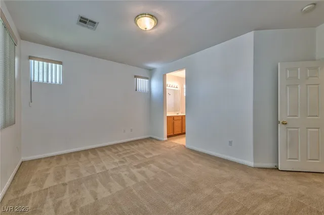 $1,950 | 6265 Winston Falls Avenue, Las Vegas, NV 89139