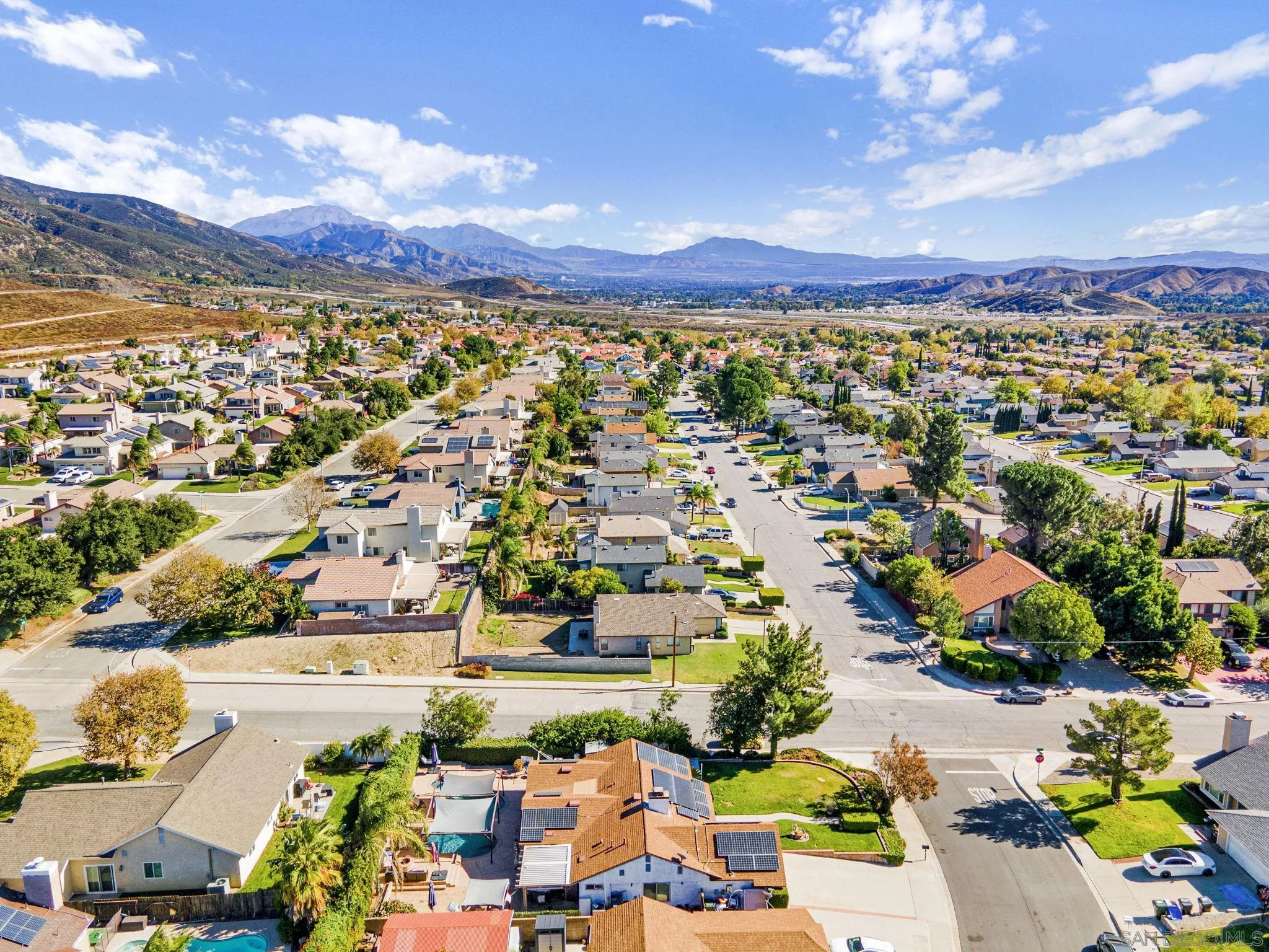 2772 Cincinnati Street West San Bernardino, CA 92407 - Photo 38 of 41 a view of a city with lots of residential buildings ocean and mountain view in back