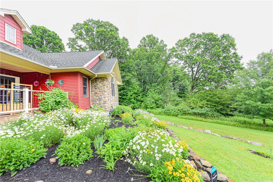 7072 East Arcade Road Arcade, NY 14009 - Photo 5 of 37