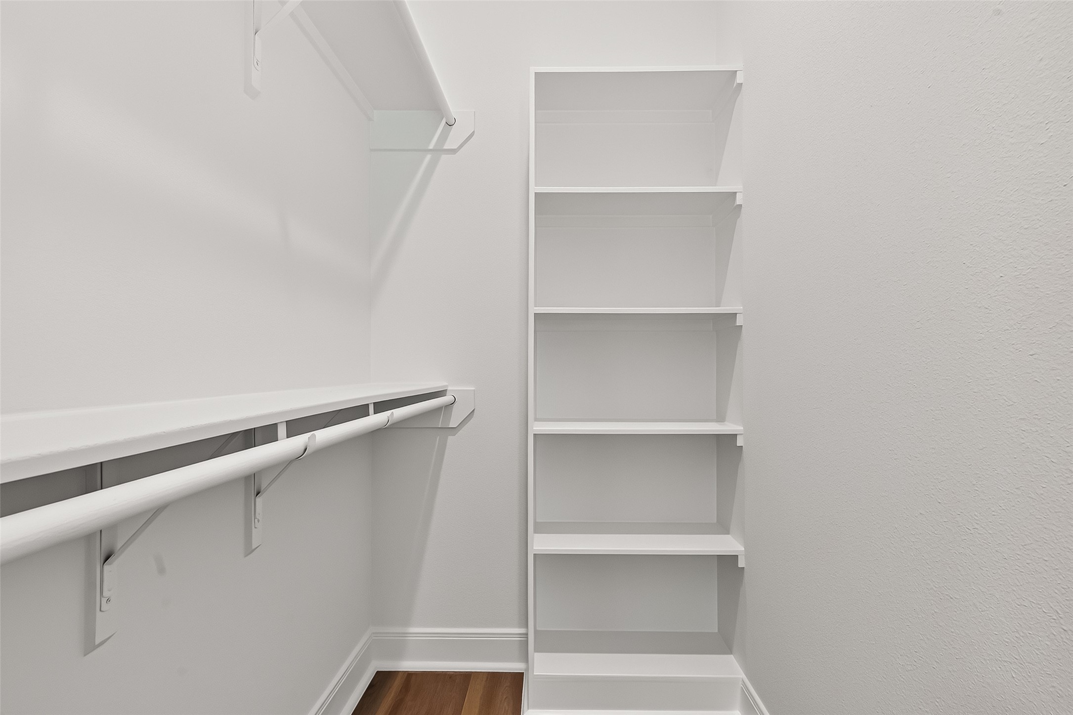 8110 Carver Road Houston, TX 77088 - Photo 28 of 38 Walk-in primary closet.