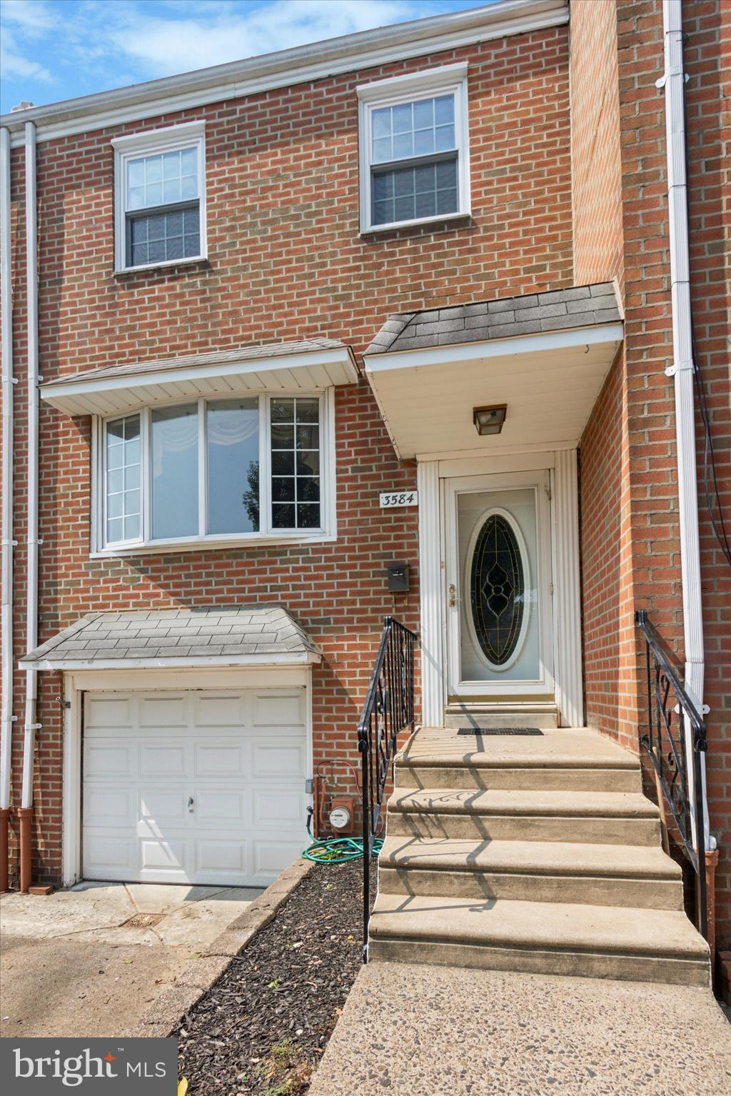 3584 Dows Road Philadelphia, PA 19154 - Photo 3 of 26 Gallery Image 3