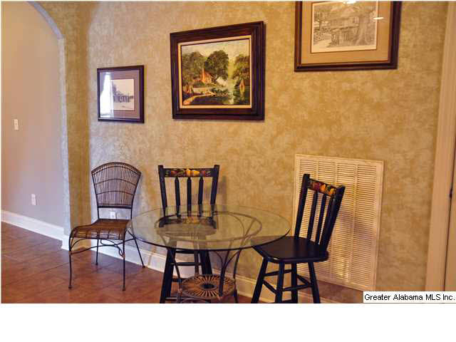 443 Heathersage Road Alabaster, AL 35114 - Photo 10 of 31