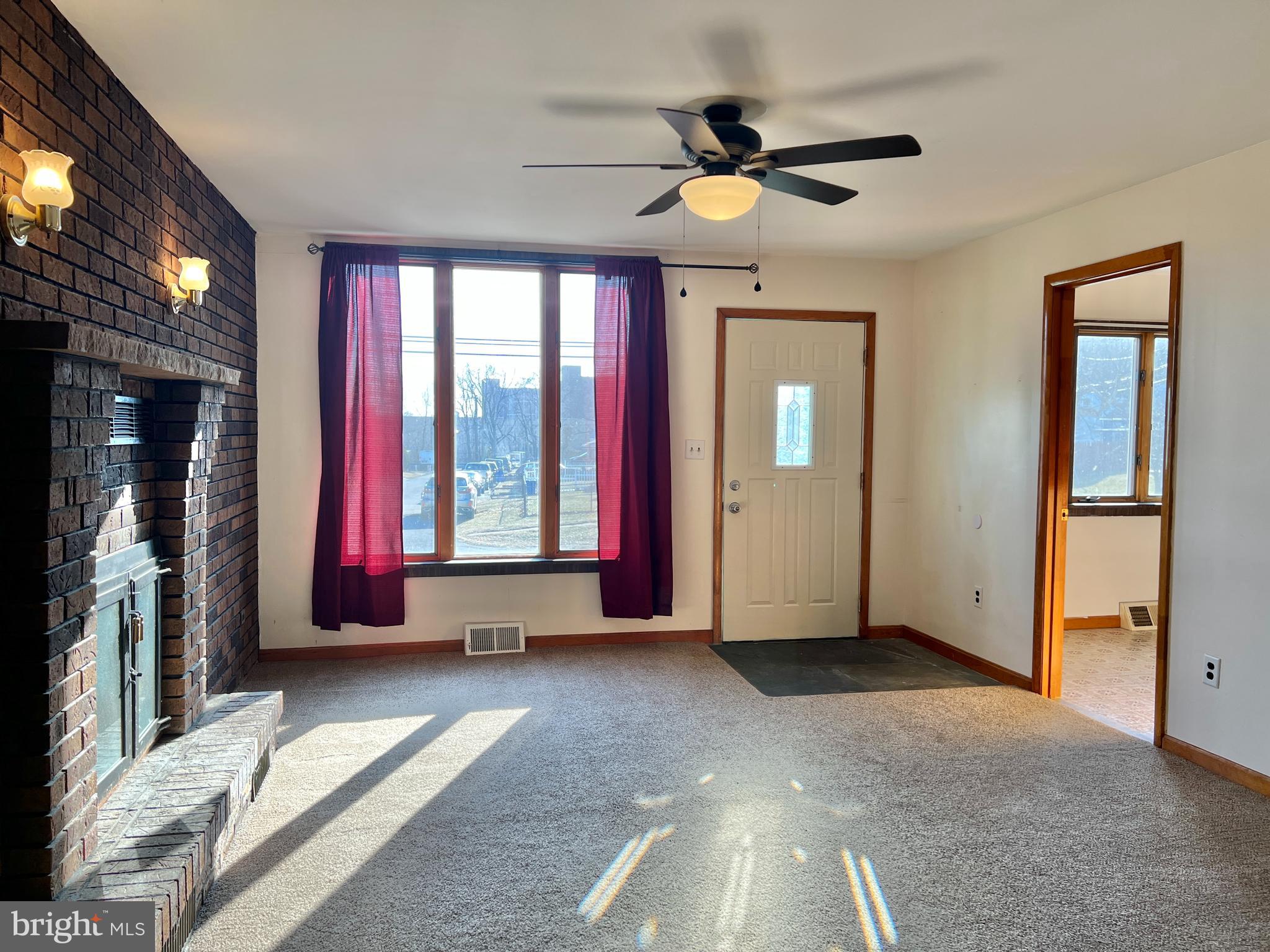 6928 Sollers Point Road Baltimore, MD 21222 - Photo 3 of 19
