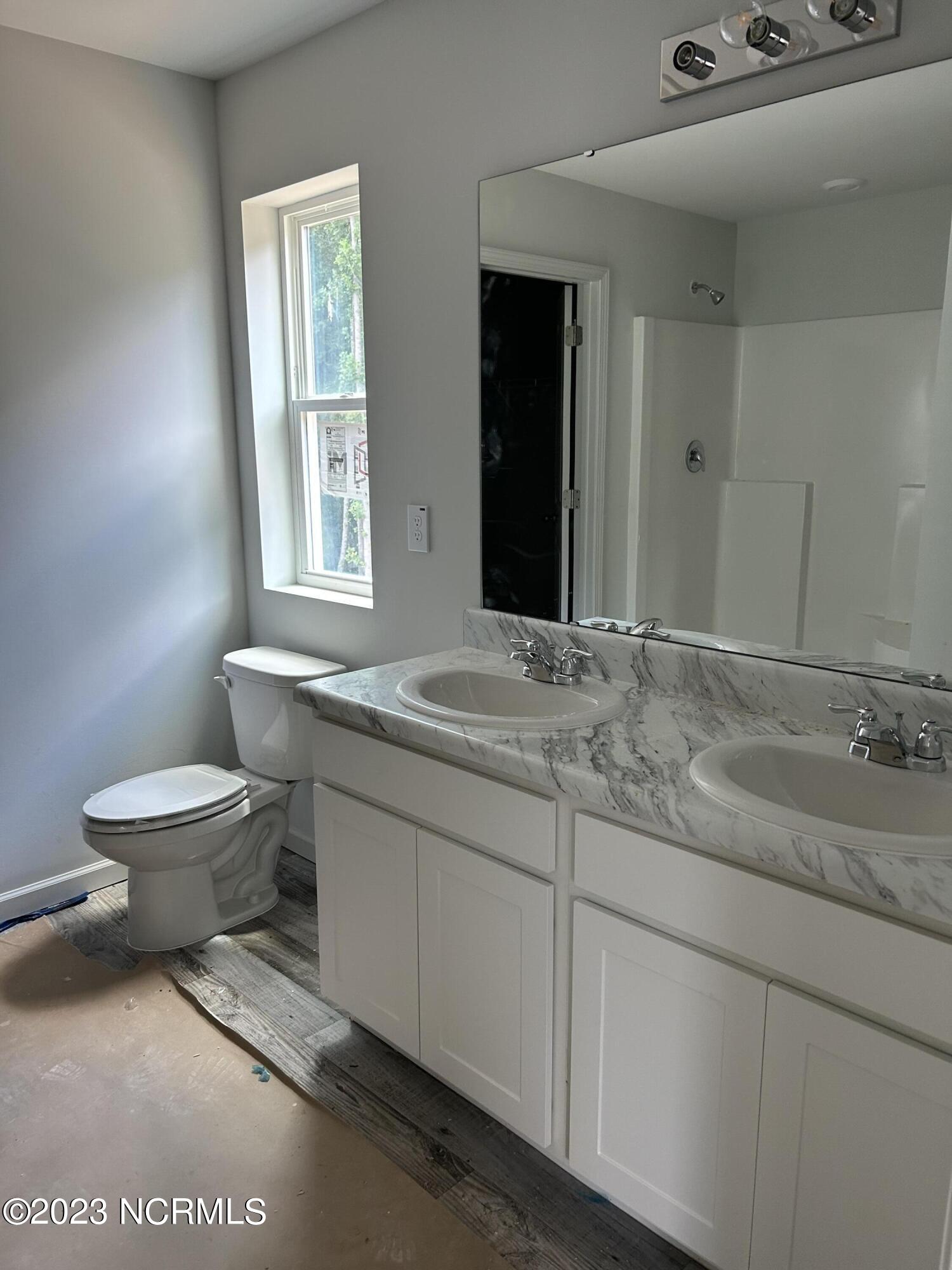 192 Riley Way Spring Hope, NC 27882 - Photo 16 of 27 Master Bath