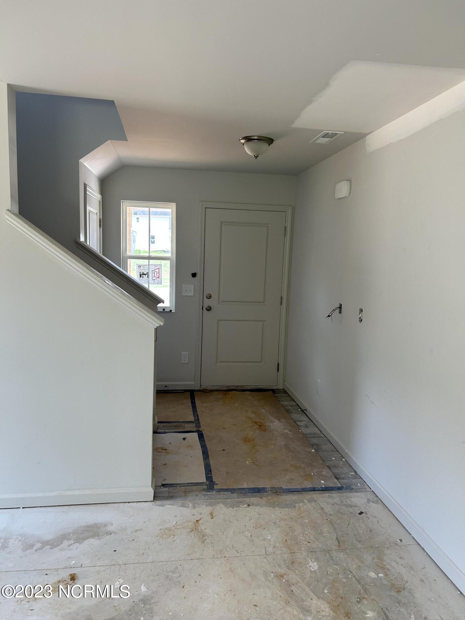 192 Riley Way Spring Hope, NC 27882 - Photo 8 of 27 Foyer