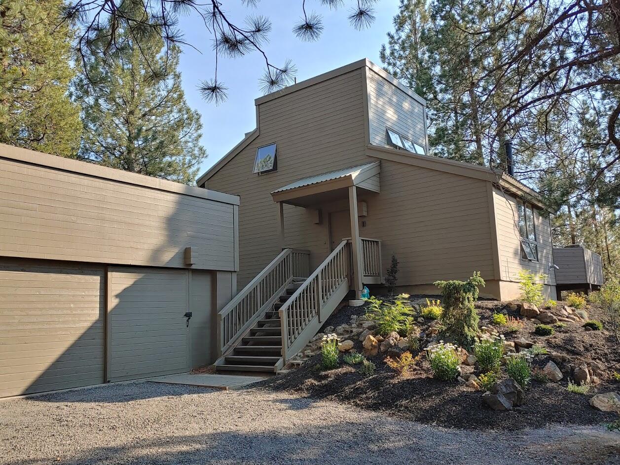 17907 Rhododendron Lane, Unit 11 Sunriver, OR 97707 - Photo 1 of 44 Welcome to this unique Sunriver home with tons of charm!