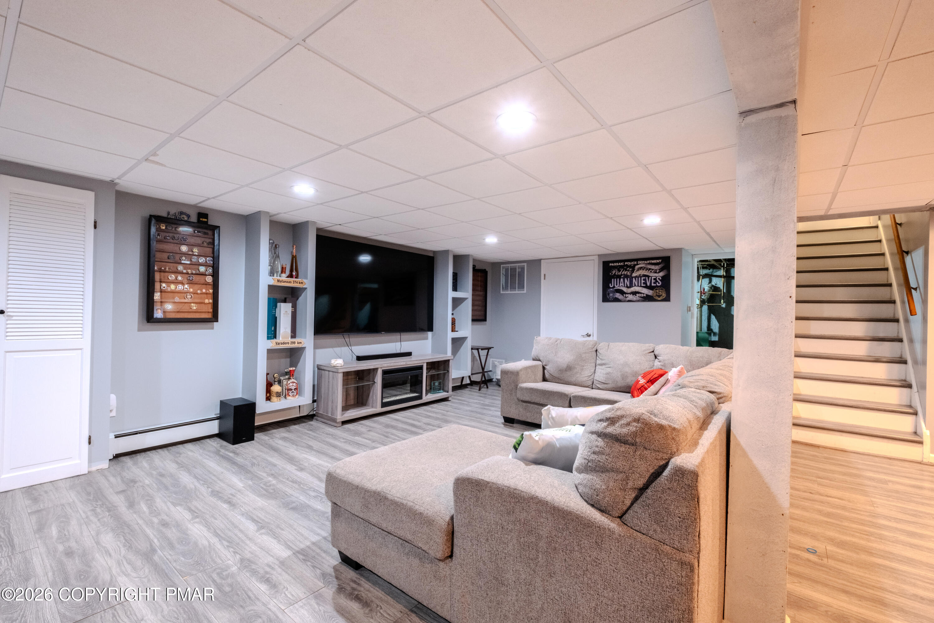 5261 Glenbrook Road Stroudsburg, PA 18360 - Photo 6 of 43 5261GBD-36