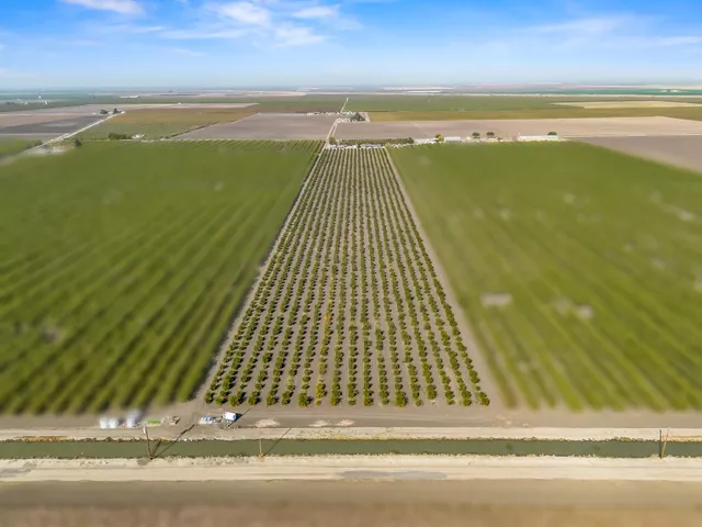a view of a brick building