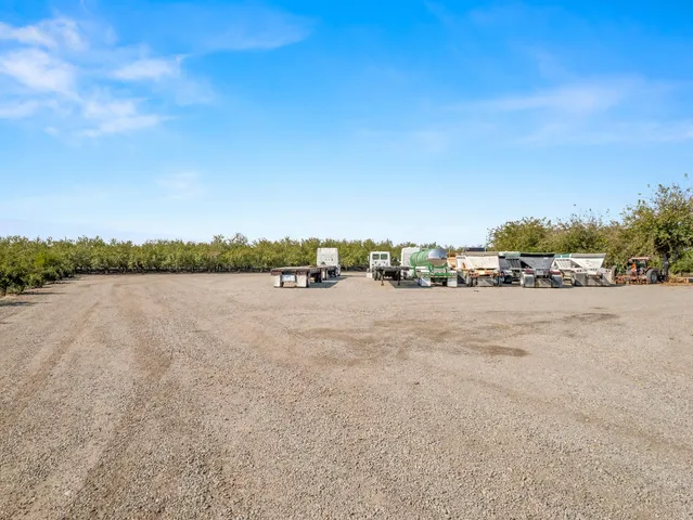 $1,050,000 | 20445 Manning Avenue, San Joaquin, CA 93660