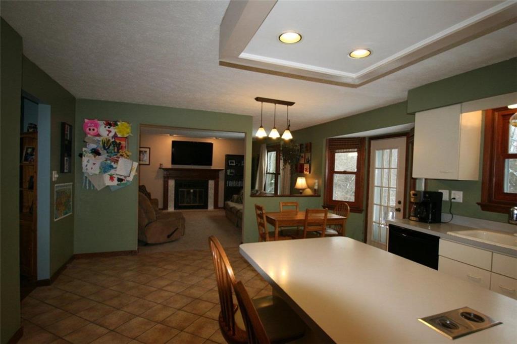 2406 Rihn Strasse Gibsonia, PA 15044 - Photo 11 of 25 Gallery Image 11