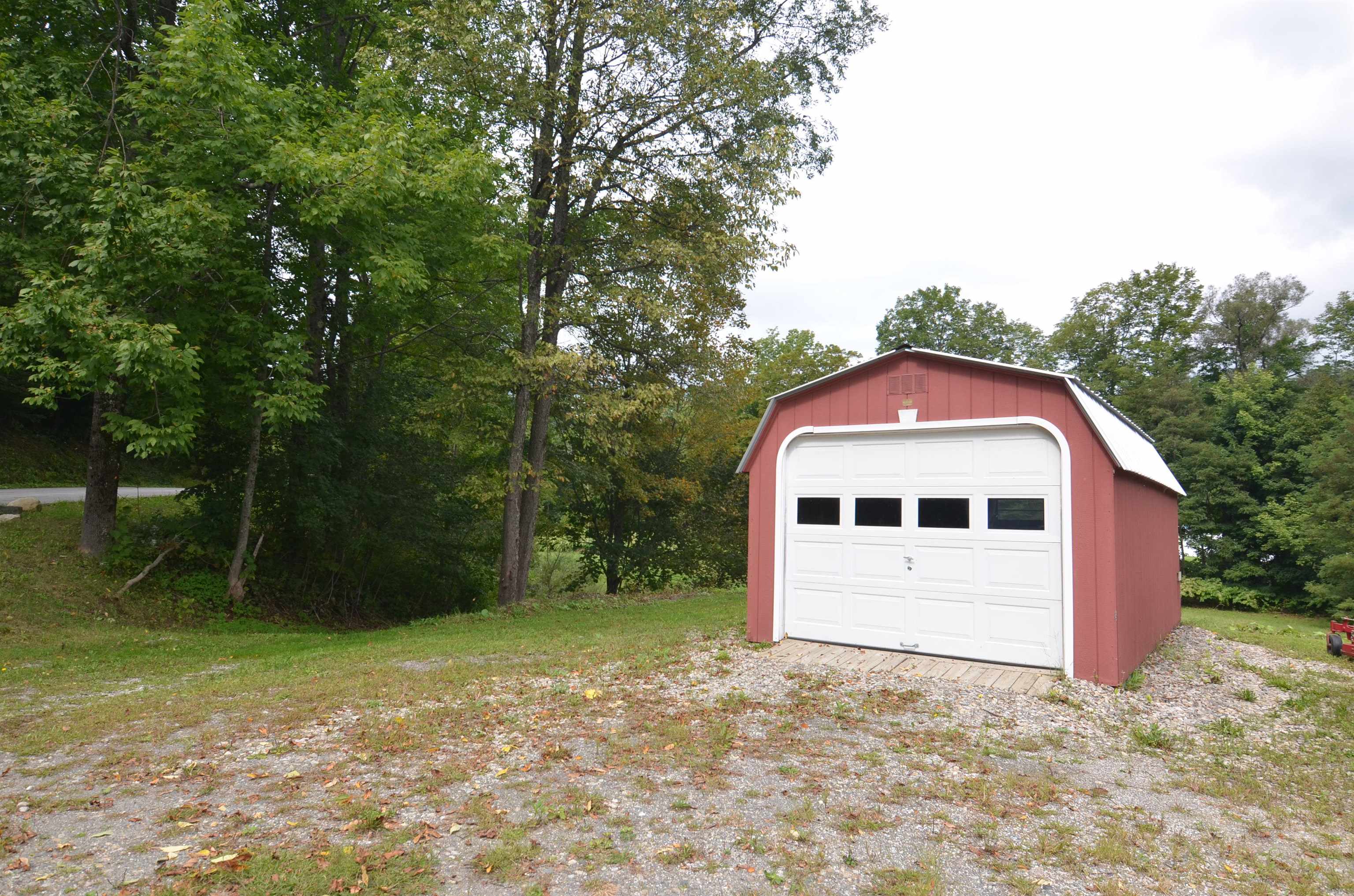 108 Pleasant Street Ludlow, VT 05149 - Photo 12 of 13 Gallery Image 12