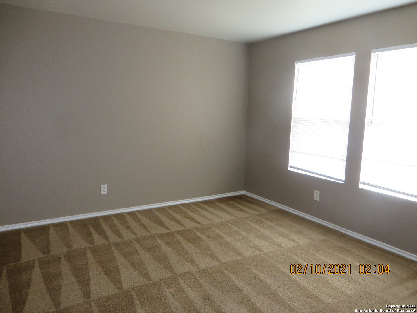 4630 Rothberger Way San Antonio, TX 78244 - Photo 8 of 13 a view of an empty room with a window