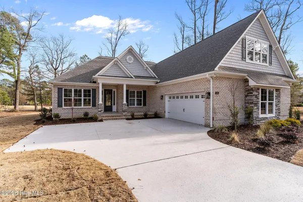 $799,000 | 193 East Winding Way, Wallace, NC 28466