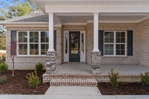 $799,000 | 193 East Winding Way, Wallace, NC 28466