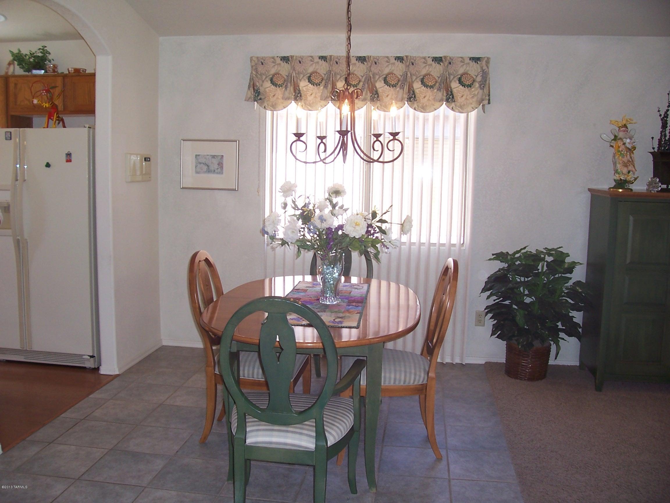 2436 West Rousseau Street Tucson, AZ 85741 - Photo 9 of 16 Gallery Image 9