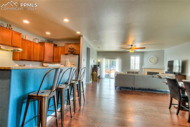 5800 Desert Inn Loop Elizabeth, CO 80107 - Photo 17 of 48 Gallery Image 17