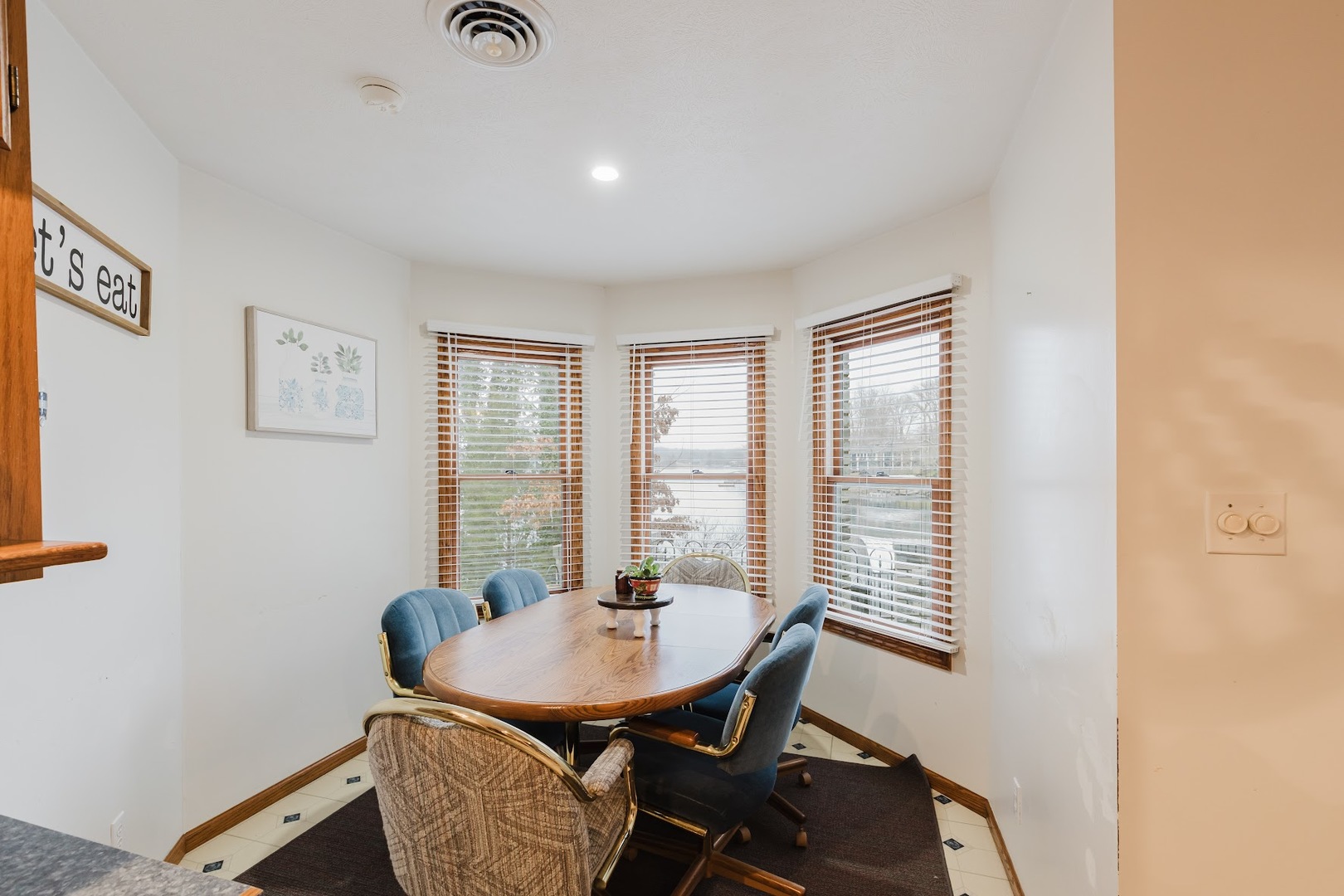 175 Oak Circle Goreville, IL 62939 - Photo 14 of 60 a view of a dining room with furniture and window