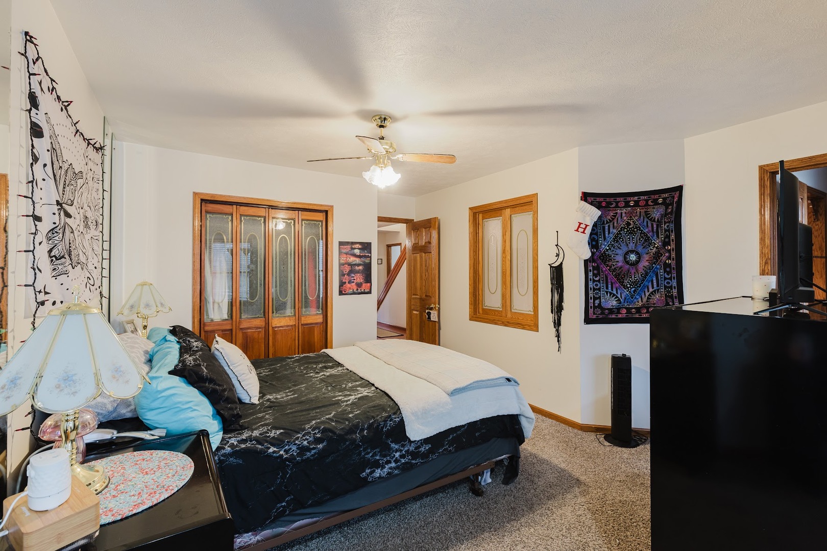 175 Oak Circle Goreville, IL 62939 - Photo 33 of 60 a bedroom with a bed couch and a window