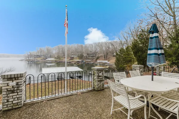 $599,000 | 175 Oak Circle, Goreville, IL 62939