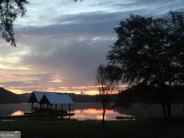 1669 Wax Rd Southeast