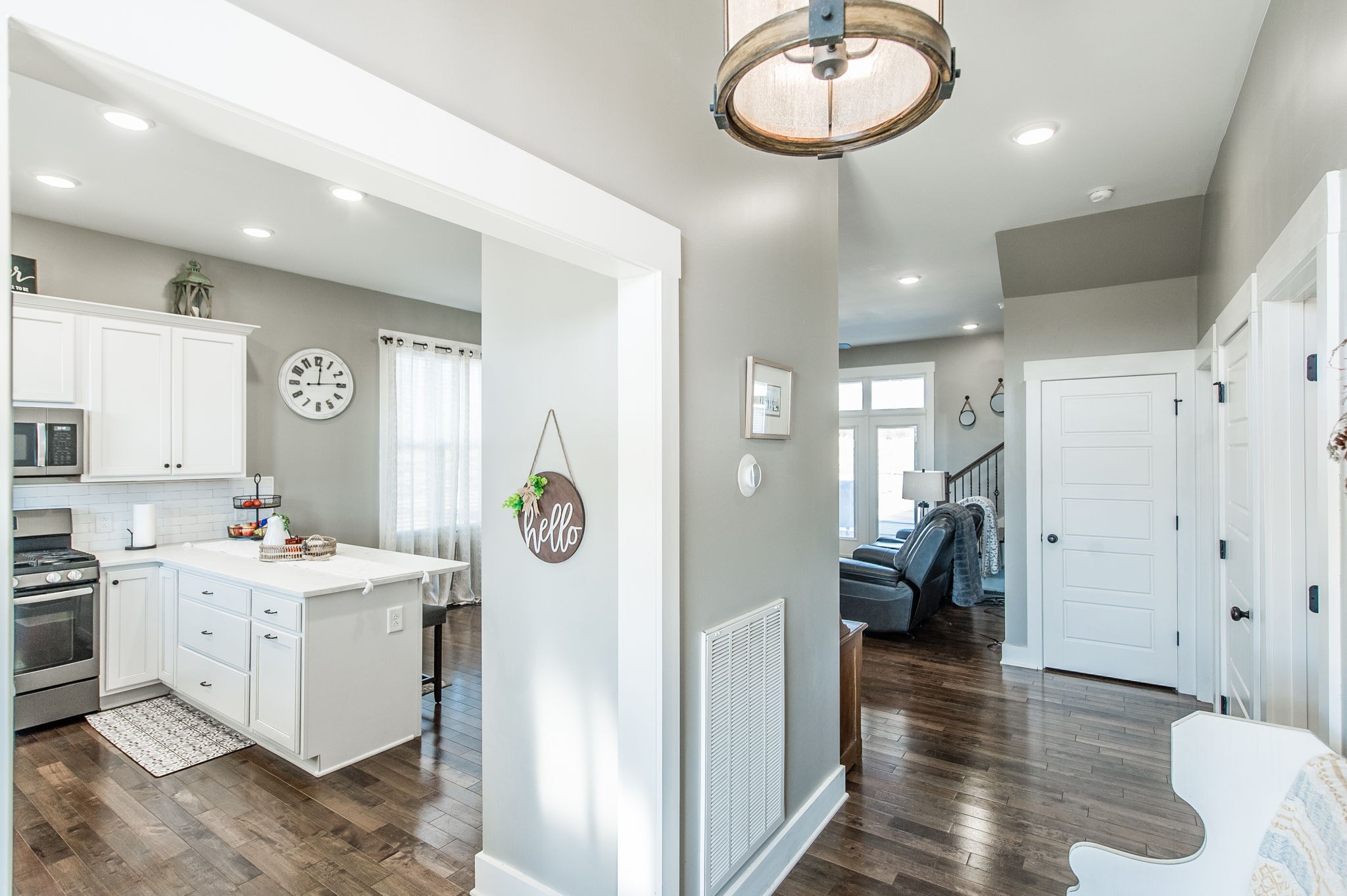 449 Fowler Ford Road Portland, TN 37148 - Photo 21 of 46 a view of a hallway with seating area
