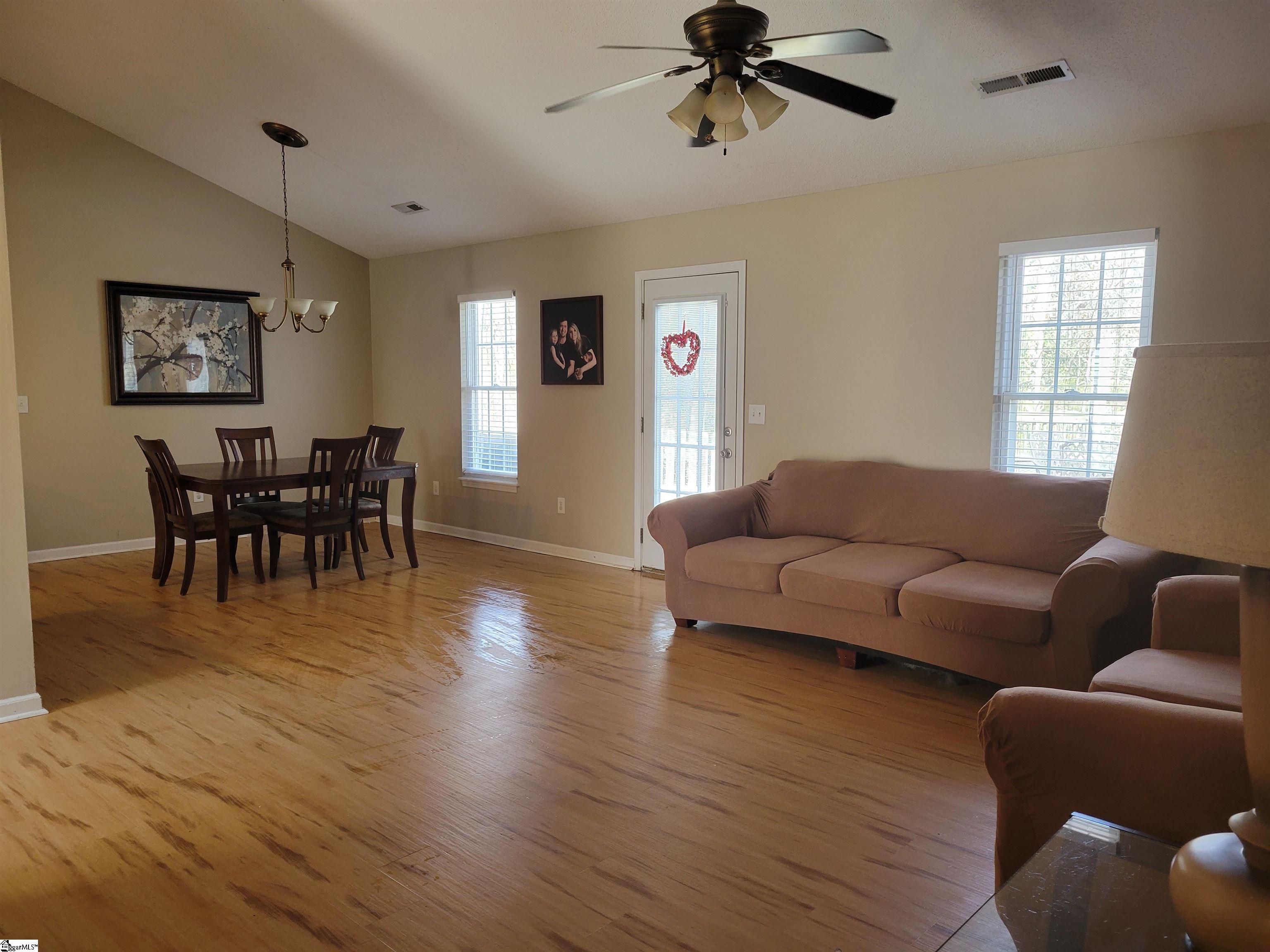 440 Ridgeway Court Easley, SC 29640 - Photo 3 of 21 Gallery Image 3