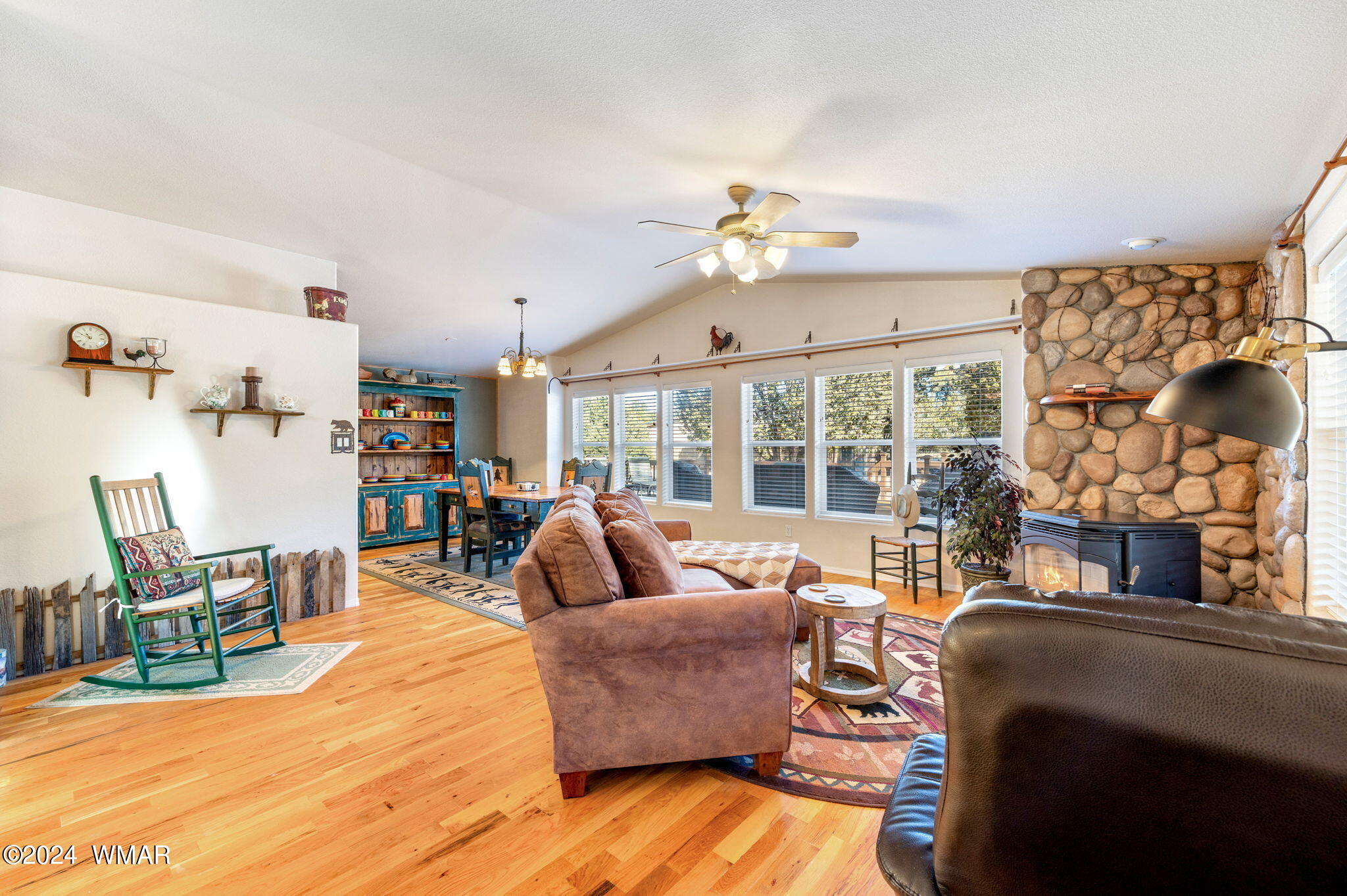 3242 Bigler Road Overgaard, AZ 85933 - Photo 11 of 49 Gallery Image 11