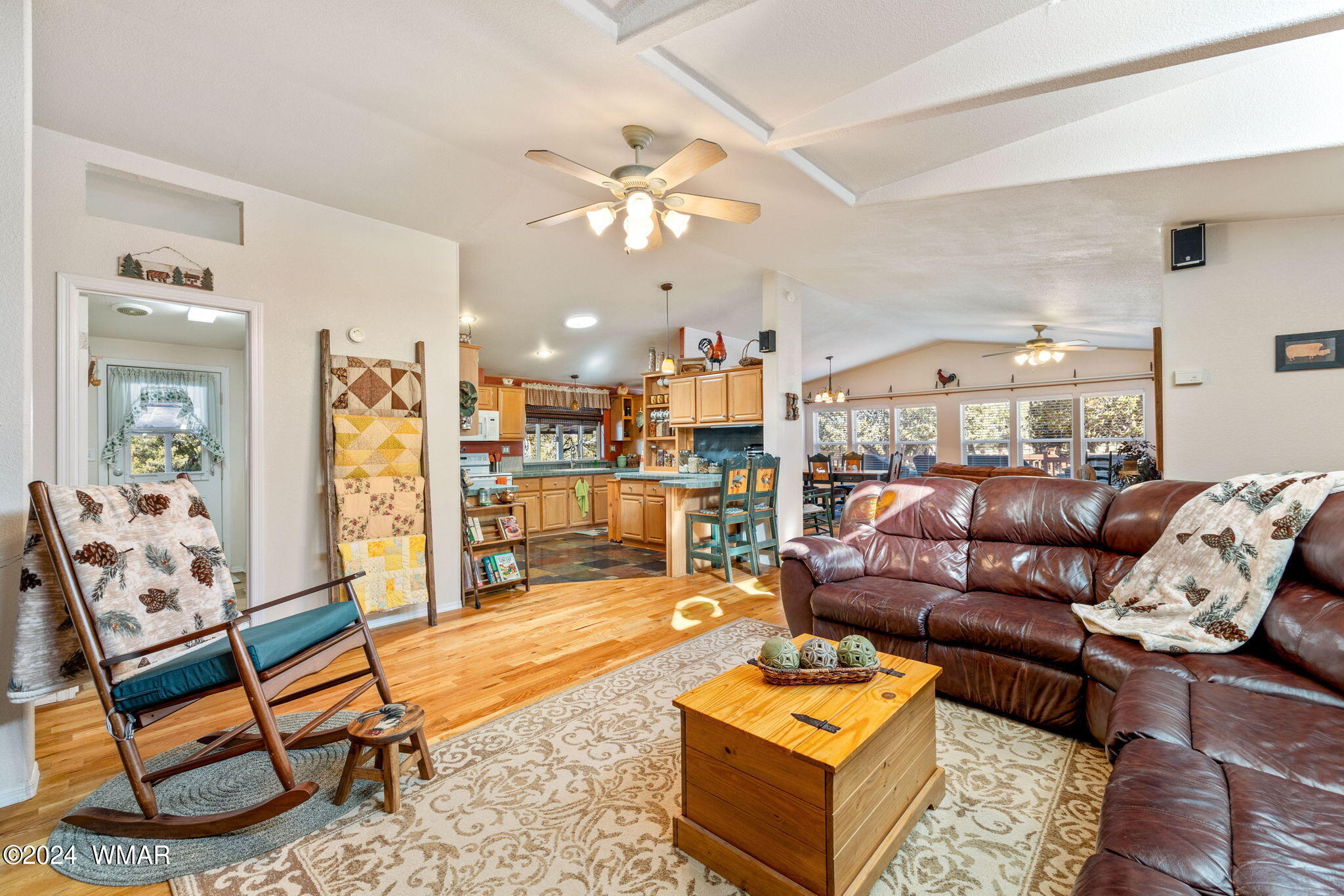 3242 Bigler Road Overgaard, AZ 85933 - Photo 14 of 49 Gallery Image 14