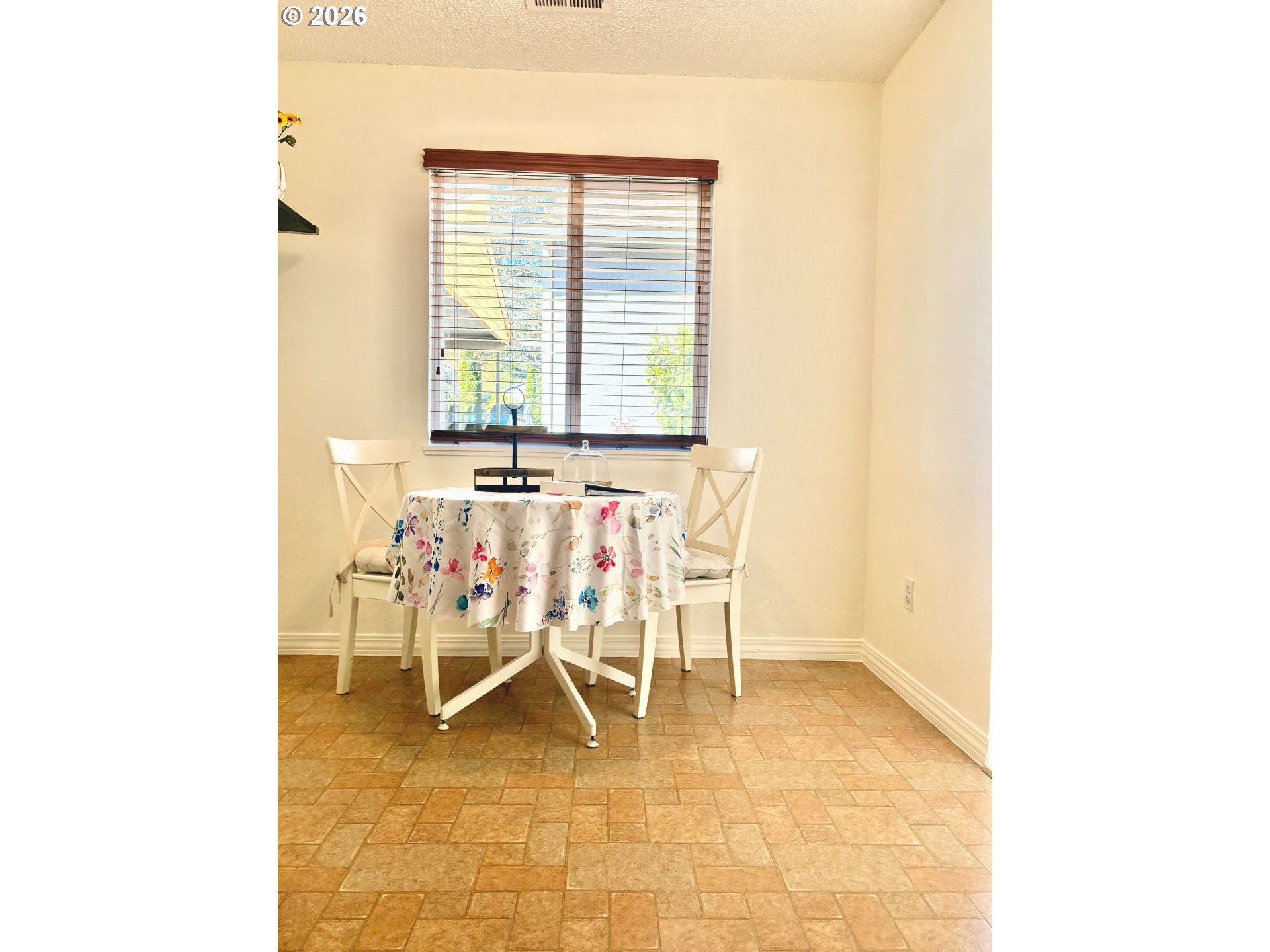 5590 Southwest Murray Boulevard Beaverton, OR 97005 - Photo 6 of 17