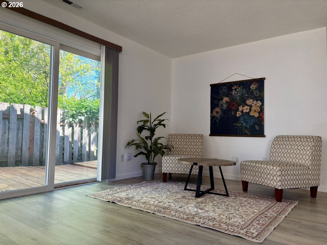 5590 Southwest Murray Boulevard Beaverton, OR 97005 - Photo 8 of 17