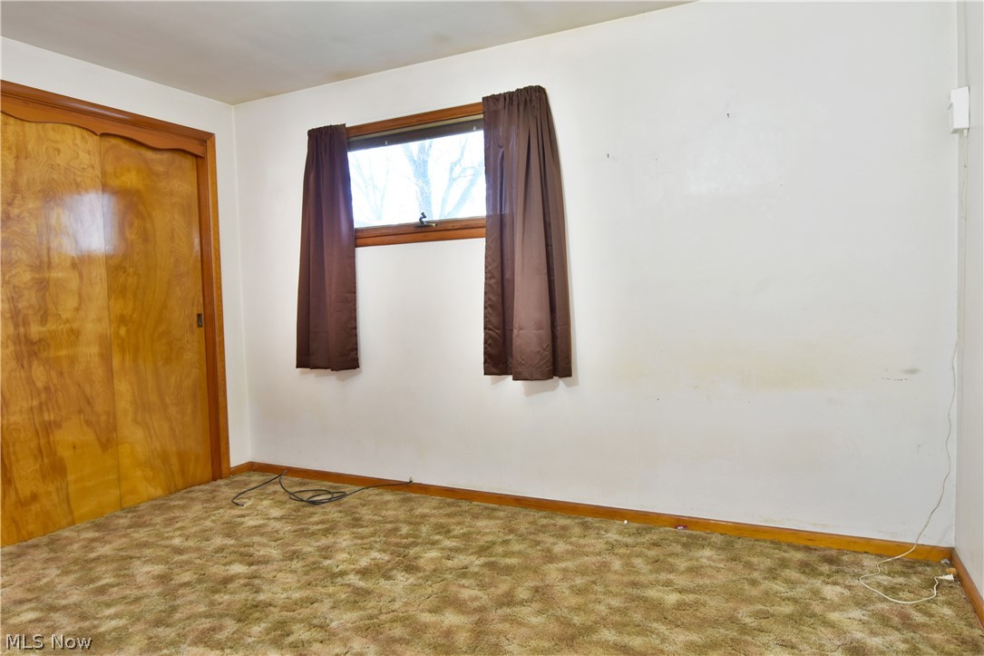 81 Spring Street Southeast Hubbard, OH 44425 - Photo 10 of 35 Gallery Image 10
