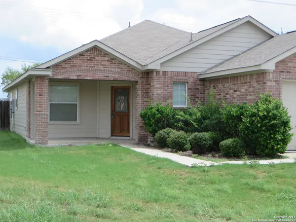 $1,750 | 7915 Brinson Court, Converse, TX 78109