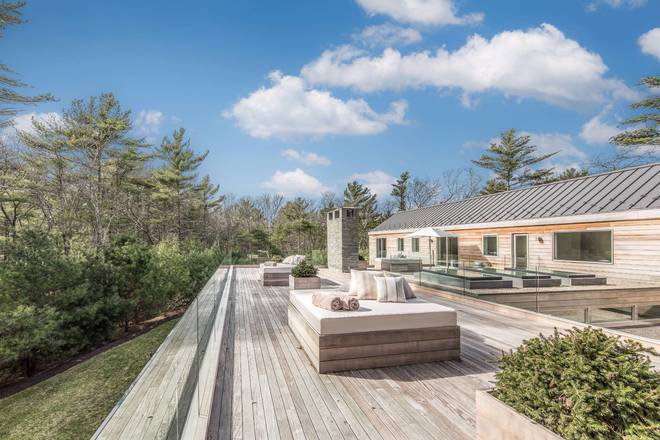 66 Bull Path East Hampton, NY 11937 - Photo 3 of 16