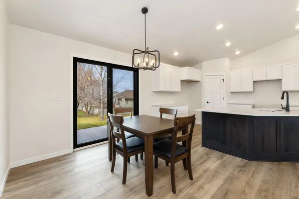 $499,900 | 1508 Pioneer Drive, Holmen, WI 54636