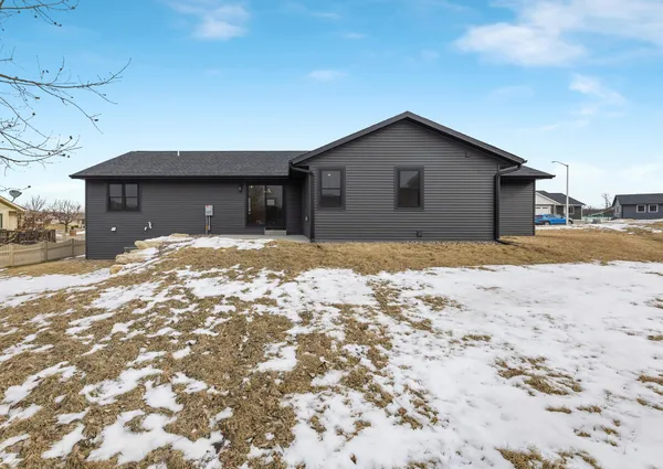 $499,900 | 1508 Pioneer Drive, Holmen, WI 54636