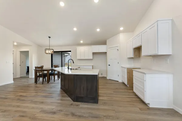 $499,900 | 1508 Pioneer Drive, Holmen, WI 54636