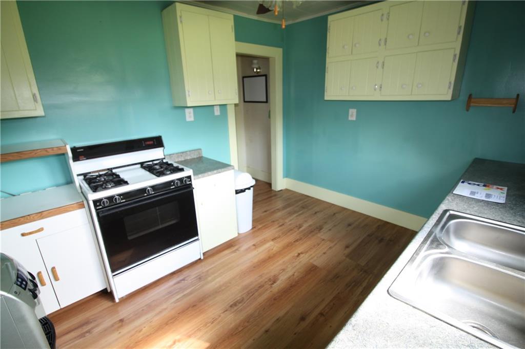 209 Ww Railroad Road Sycamore, PA 15364 - Photo 4 of 18
