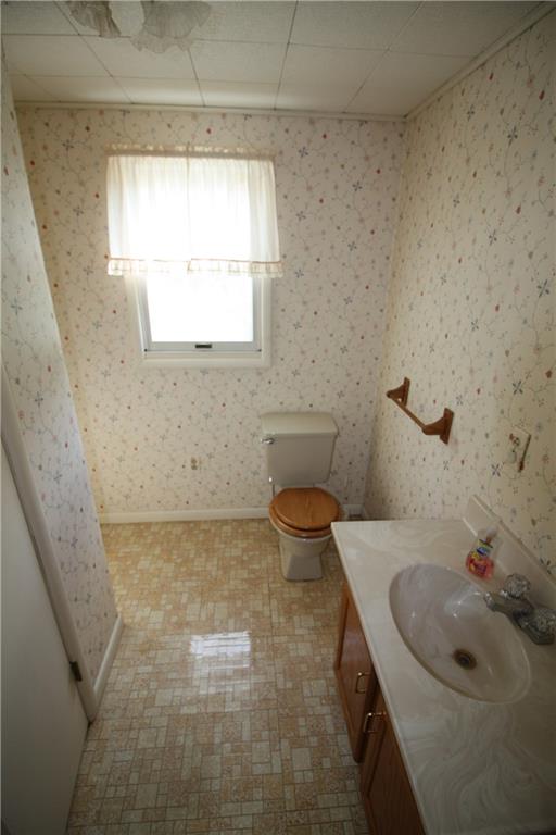 209 Ww Railroad Road Sycamore, PA 15364 - Photo 10 of 18