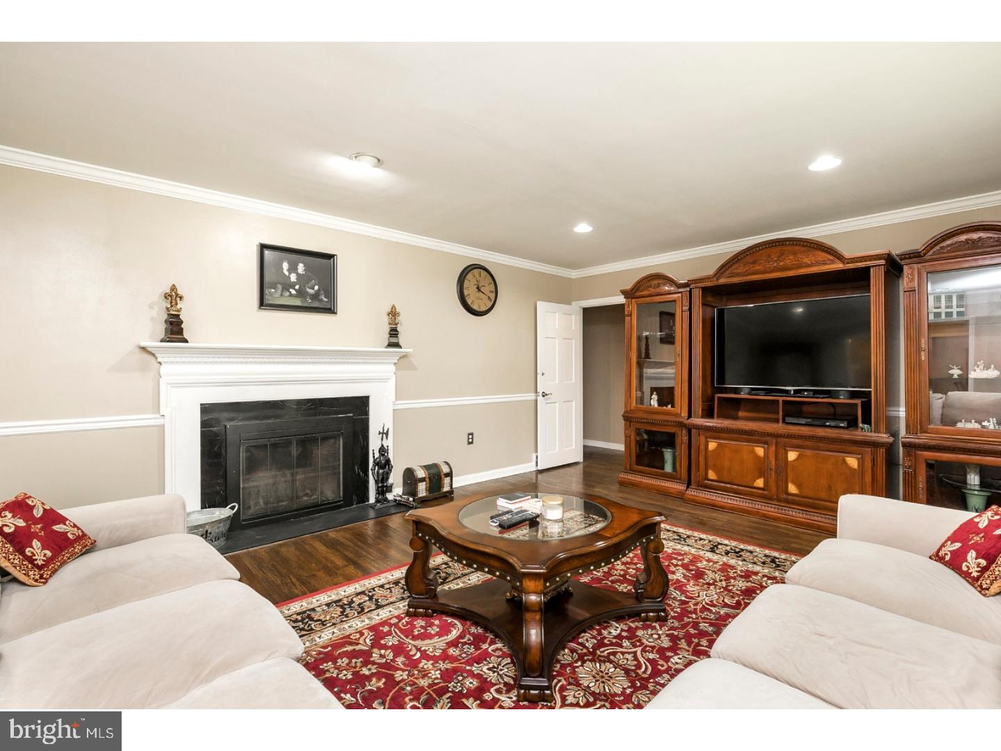 845 Worrell Road Jenkintown, PA 19046 - Photo 2 of 25 Family Room