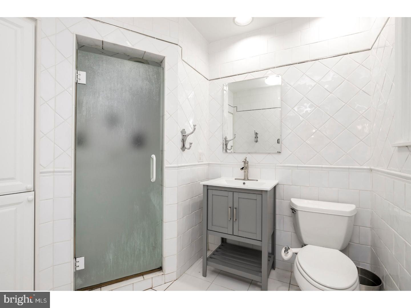 845 Worrell Road Jenkintown, PA 19046 - Photo 12 of 25 Master Bathroom