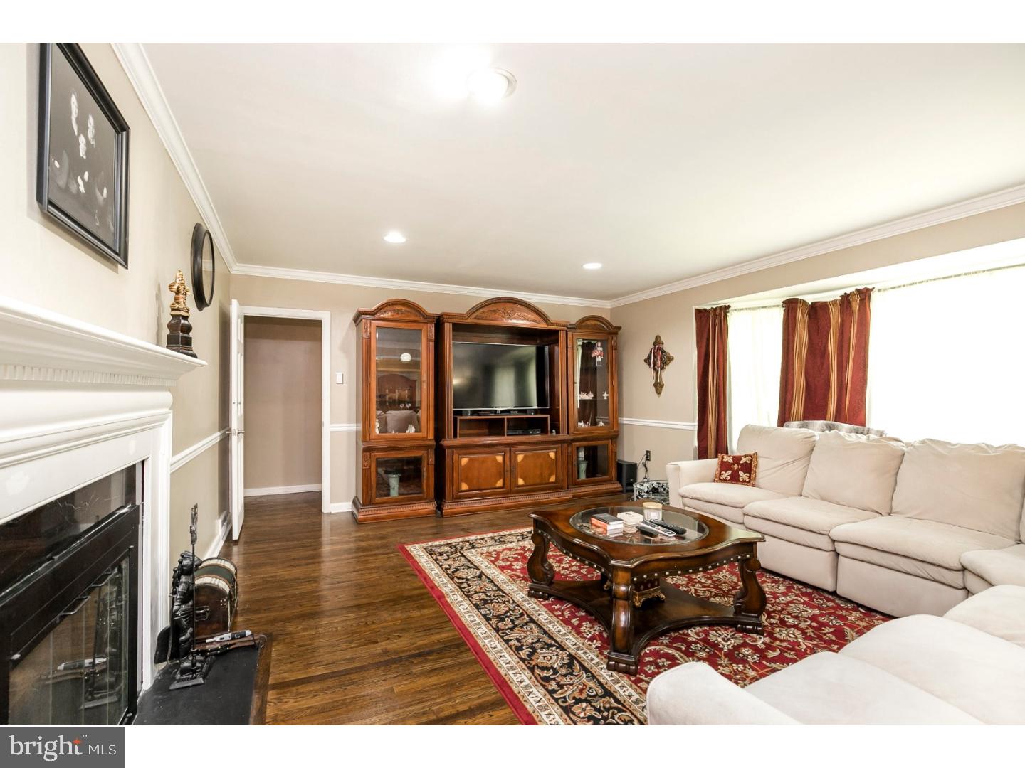 845 Worrell Road Jenkintown, PA 19046 - Photo 3 of 25 Family Room