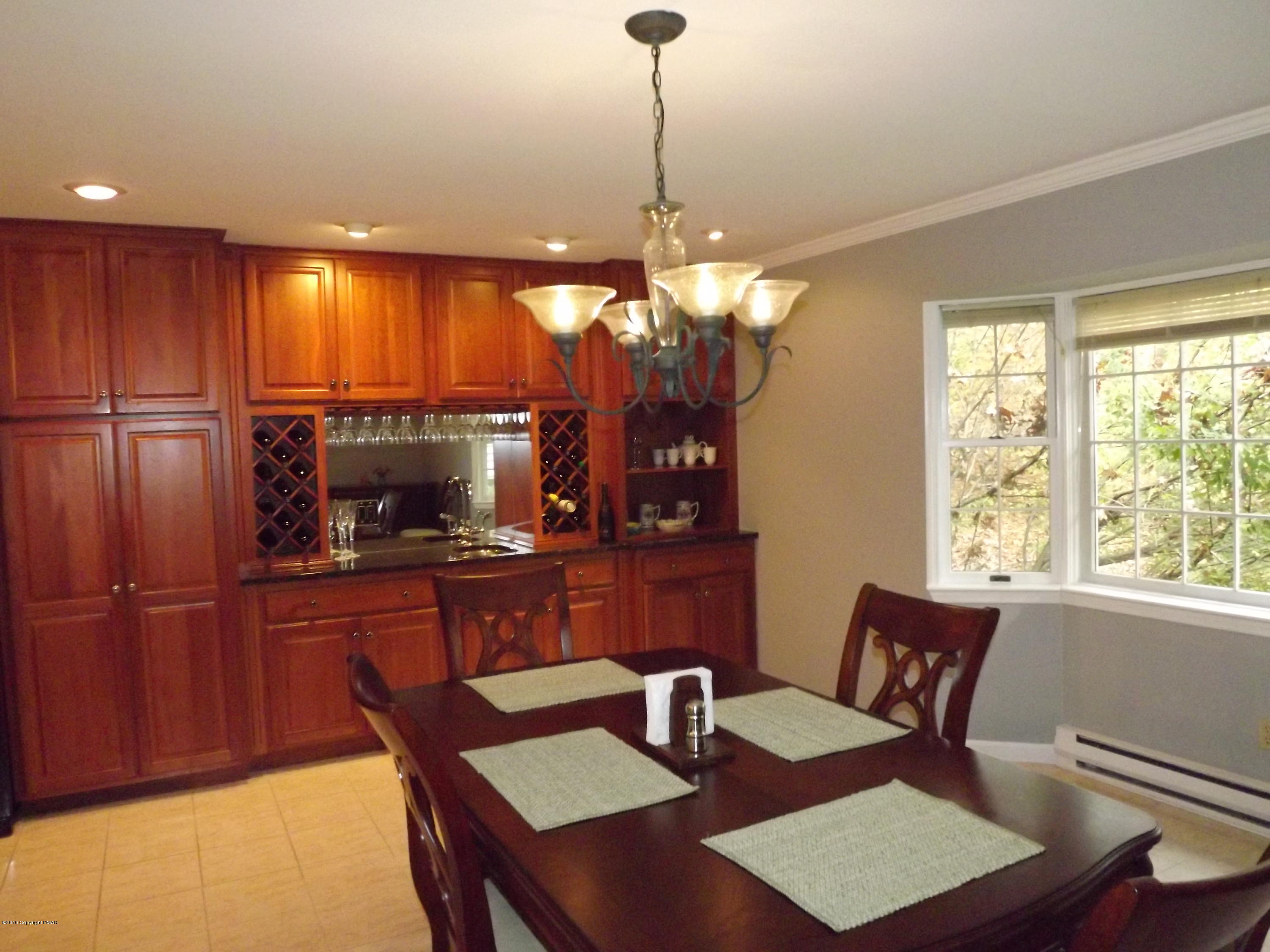 123 Balson Road Stroudsburg, PA 18360 - Photo 13 of 40 Dining Room