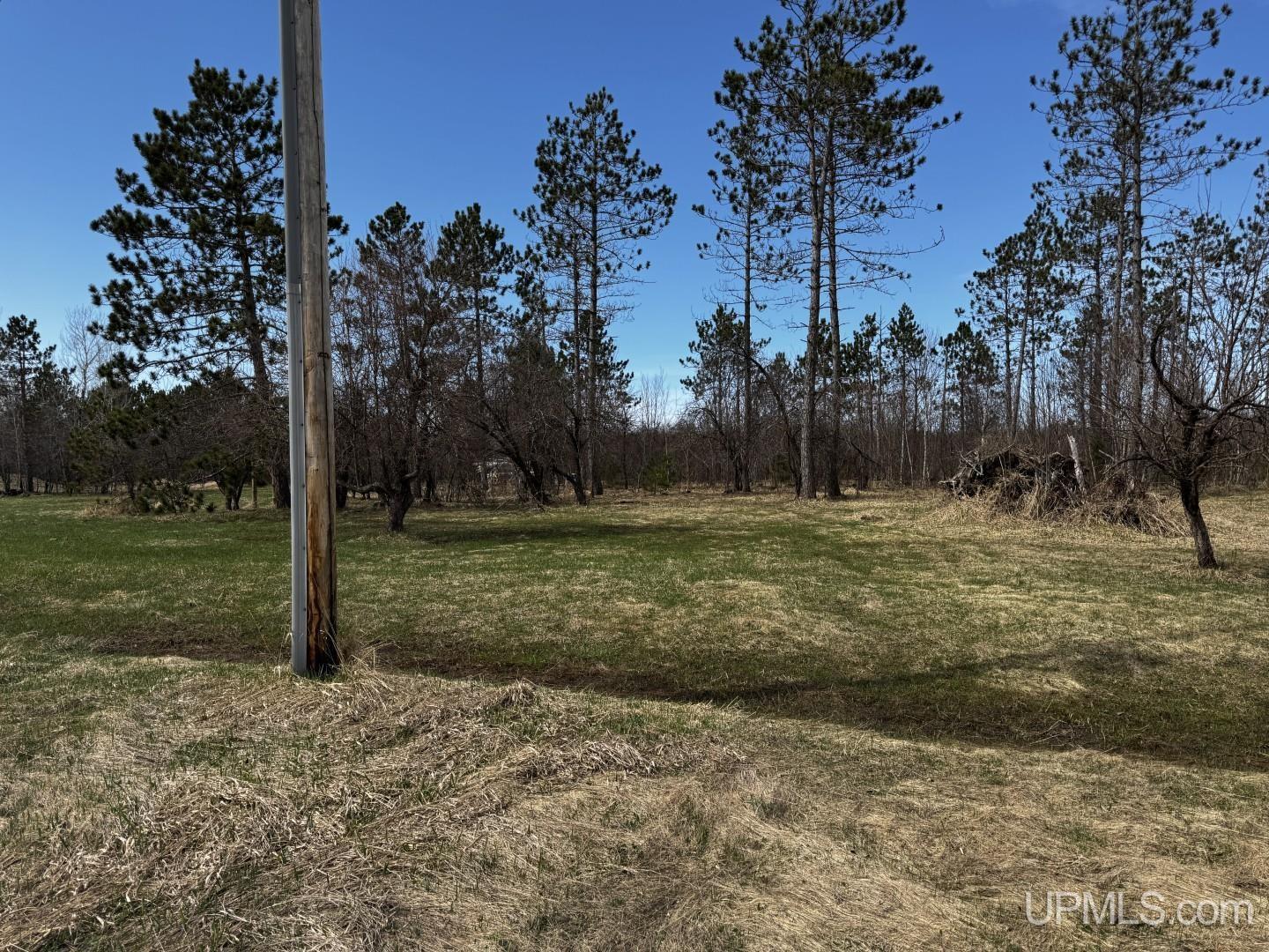 36431 Daniels Road Ontonagon, MI 49953 - Photo 7 of 27
